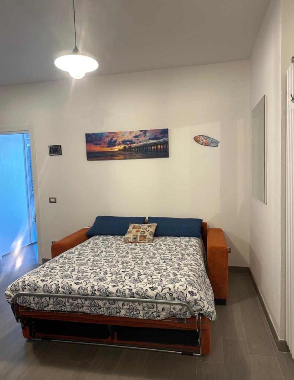 Sunset Beach Фьюмичино Экстерьер фото
